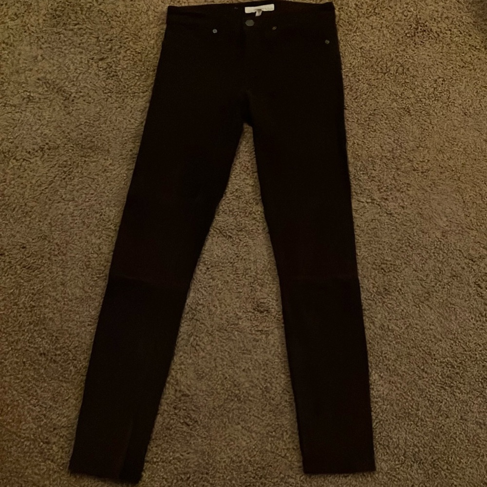 Suede skinny size 26 maroon pants